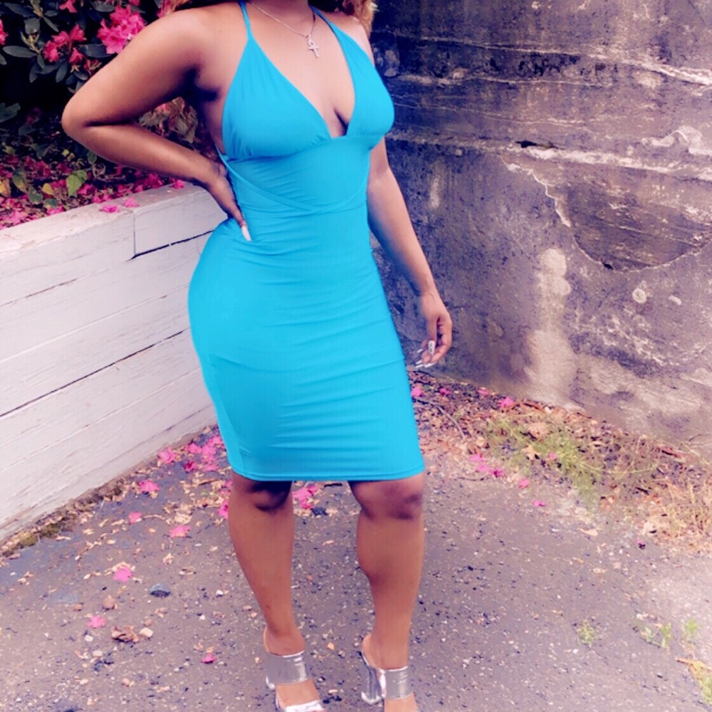 Blue bodycon dress